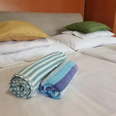 Rozsa Appartement *